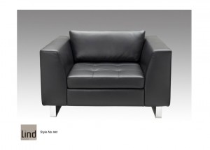 982 Lounge Armchair - Lind